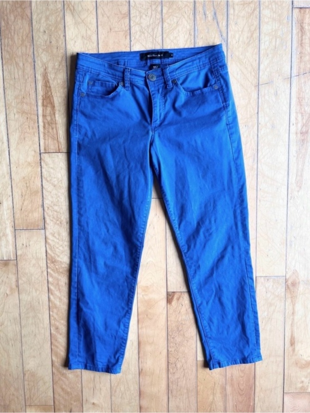 Calvin Klein Cropped Blue Slim Pants Size 6